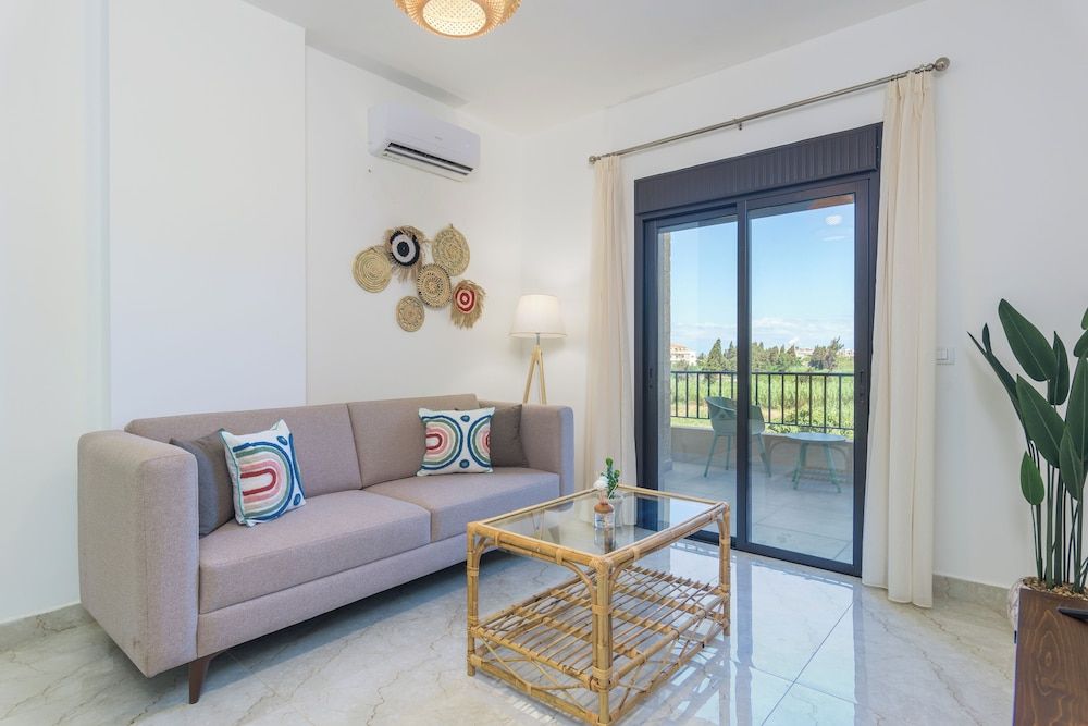 Glow Studios & Apartments in Batroun Glow 12 19