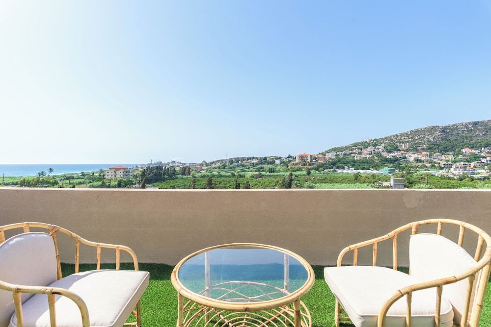 Glow Studios & Apartments in Batroun Glow 42 16