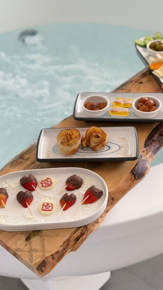 Aqualand Hotel & Resort Deluxe Double Room, Balcony, Sea View 3