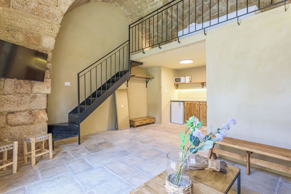 Casa Batroun Lofts Serenity 13