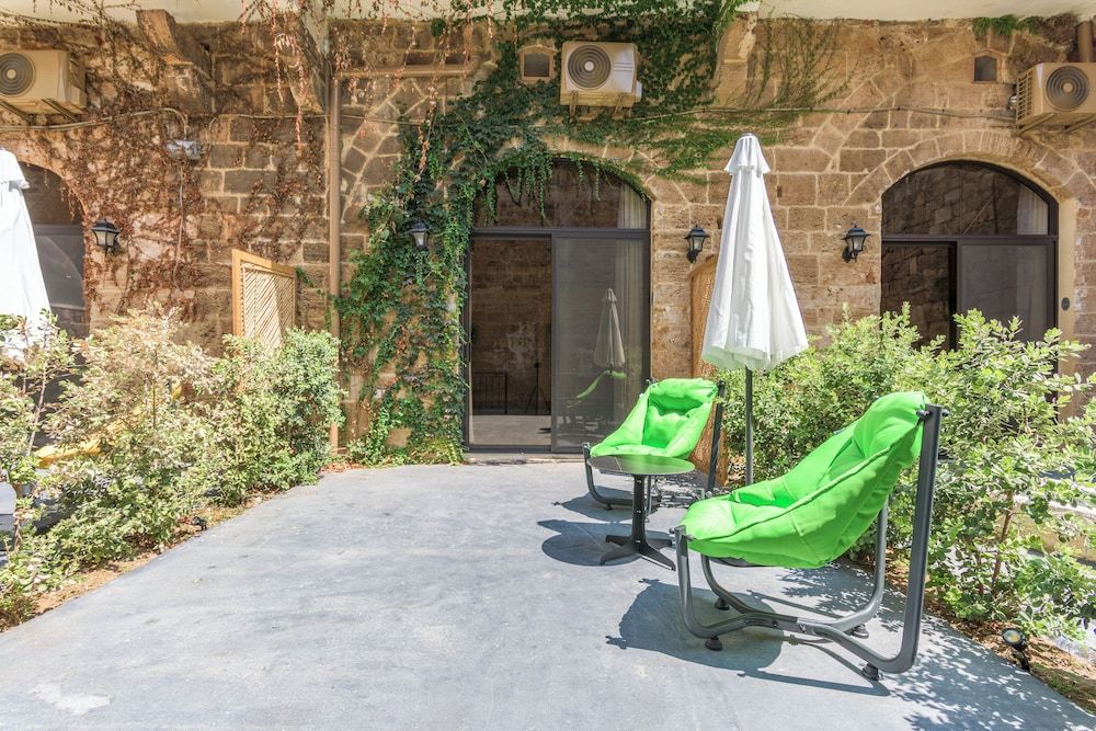 Casa Batroun Lofts Charm 16