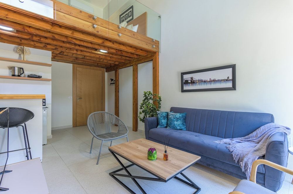 Sea Lofts-Kfar Abida Oceanfront Retreats Sea Loft 4 14