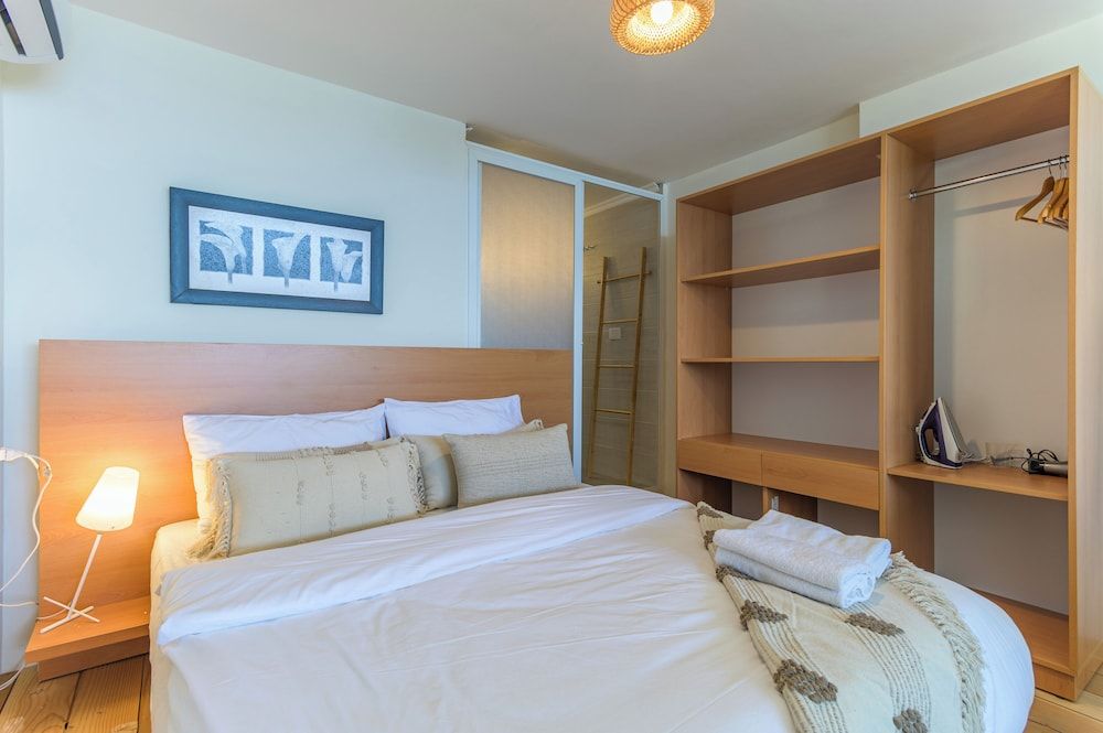 Sea Lofts-Kfar Abida Oceanfront Retreats Sea Loft 2 3