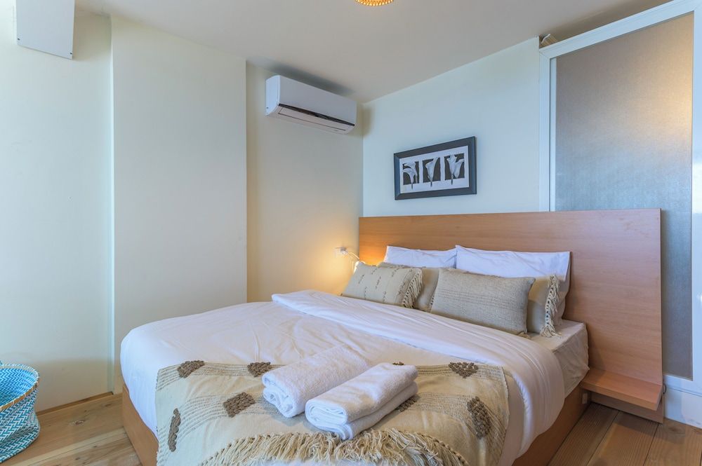 Sea Lofts-Kfar Abida Oceanfront Retreats Sea Loft 2 2