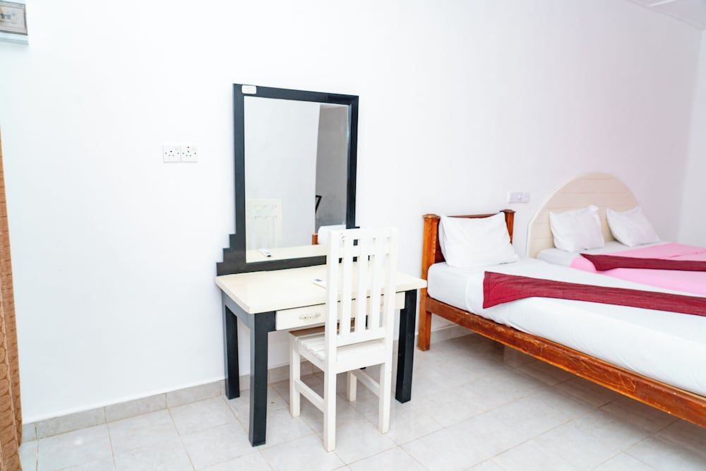 Golden Beach Hotel & Restaurant Standard Triple Room, Multiple Beds, Air conditioning, Sea View 2