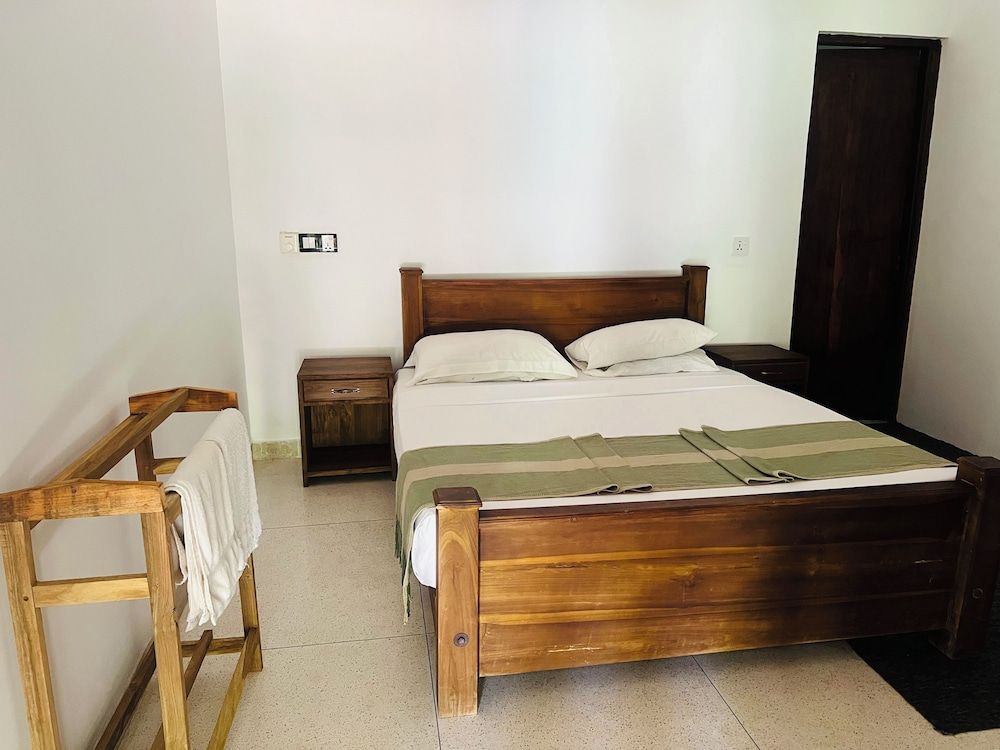 Basic Double Room