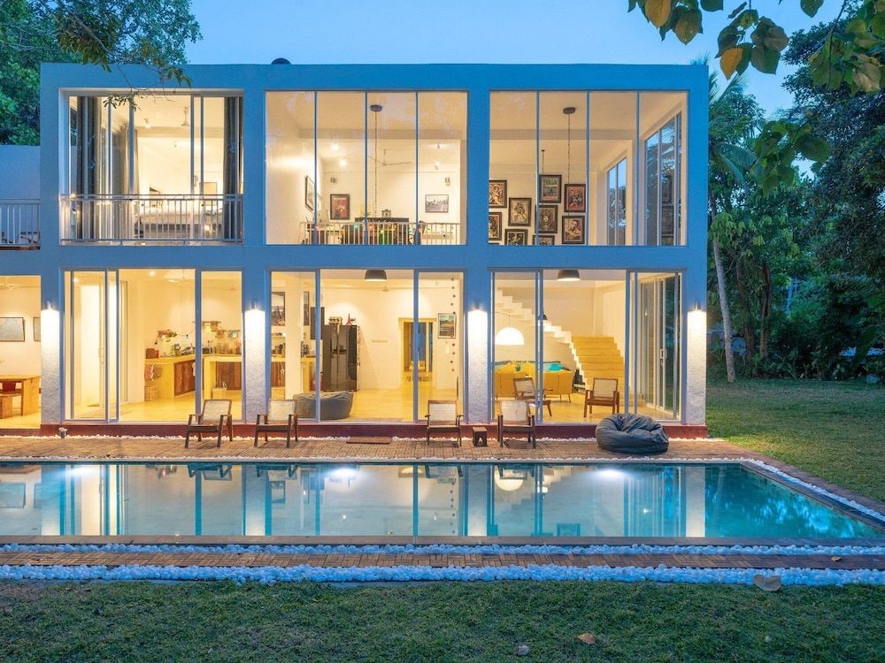 Villa, Smoking