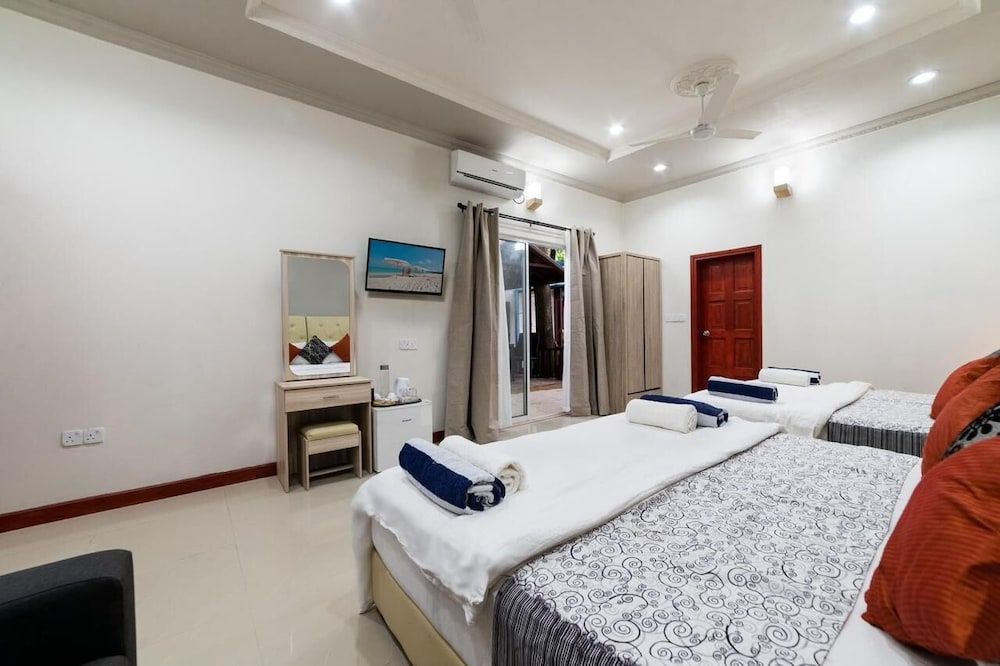 LA CASA VILLA Deluxe Double Room, Garden View 7