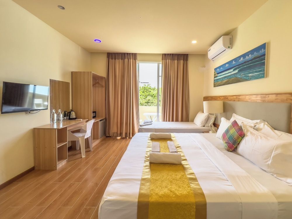 Rehendhi Villa Deluxe Double or Twin Room, Balcony, City View 2