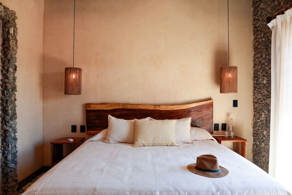 Mero Mero Hotel Romantic Room, City View 2