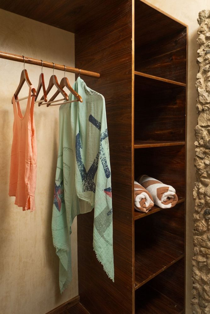 Mero Mero Hotel Suite, Partial Sea View 4