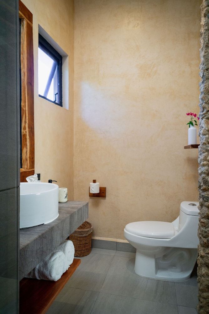 Mero Mero Hotel Romantic Room, 1 King Bed 9