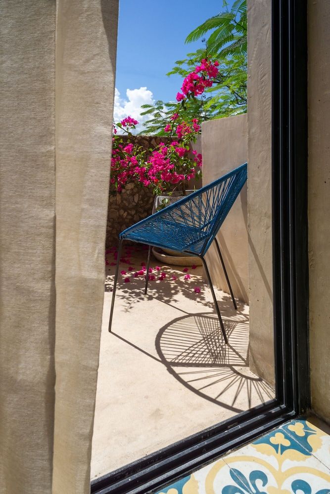 Mero Mero Hotel Romantic Room, City View 11