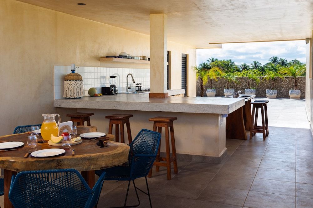 Mero Mero Hotel Romantic Room, City View 16