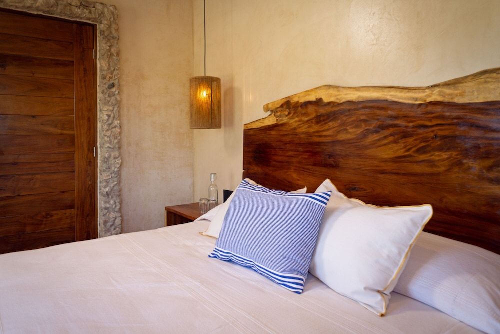 Mero Mero Hotel Suite, Partial Sea View 2