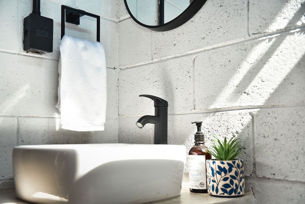 Sealion Dive Center Deluxe Double Room 4