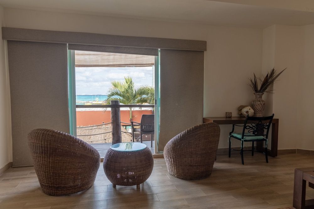 La Palma Beachfront - Self Check In Junior Double Room, Balcony 5