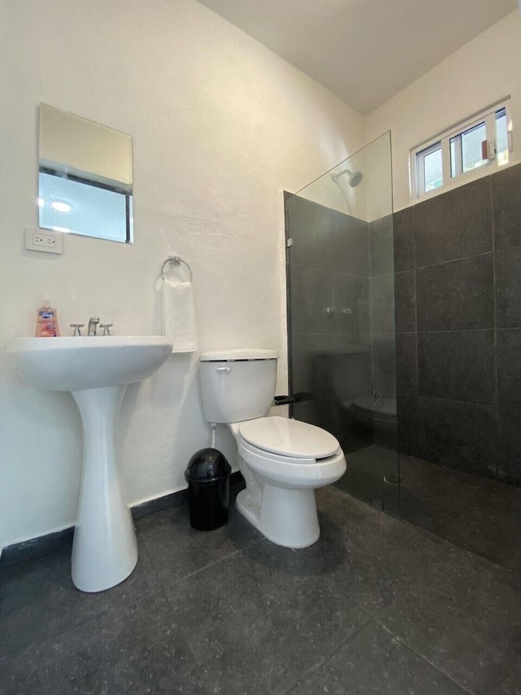 Casa Colibrí El Cuyo Double Room 9