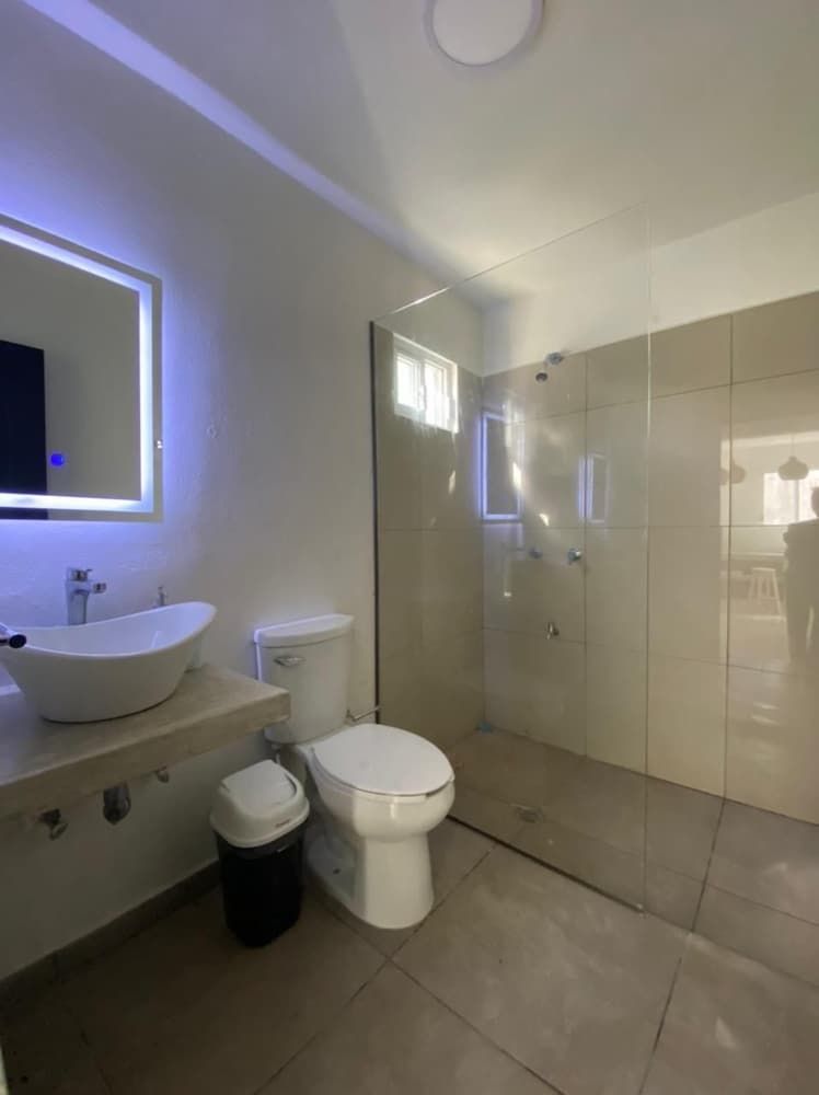 Casa Colibrí El Cuyo Family Apartment 13