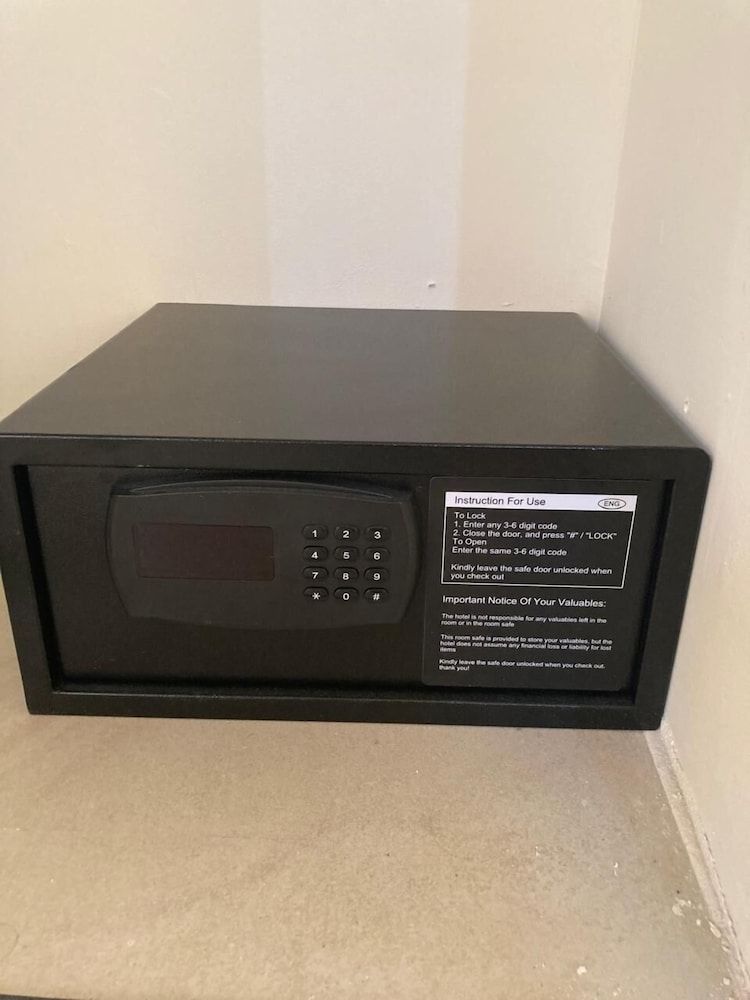 Hotel Mandarin Standard Double Room 7