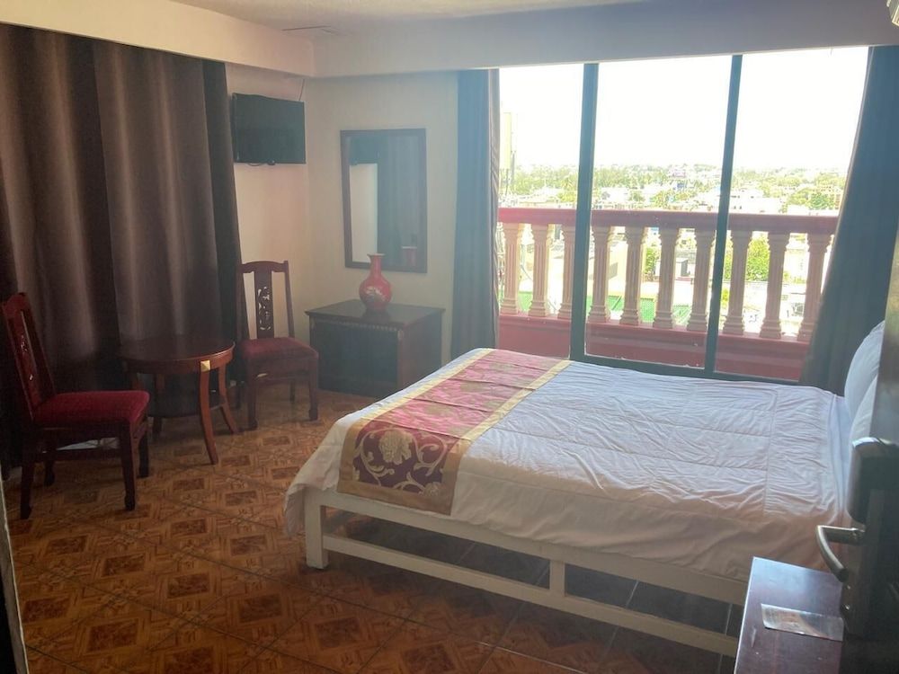 Hotel Mandarin Standard Single Room, City View 2