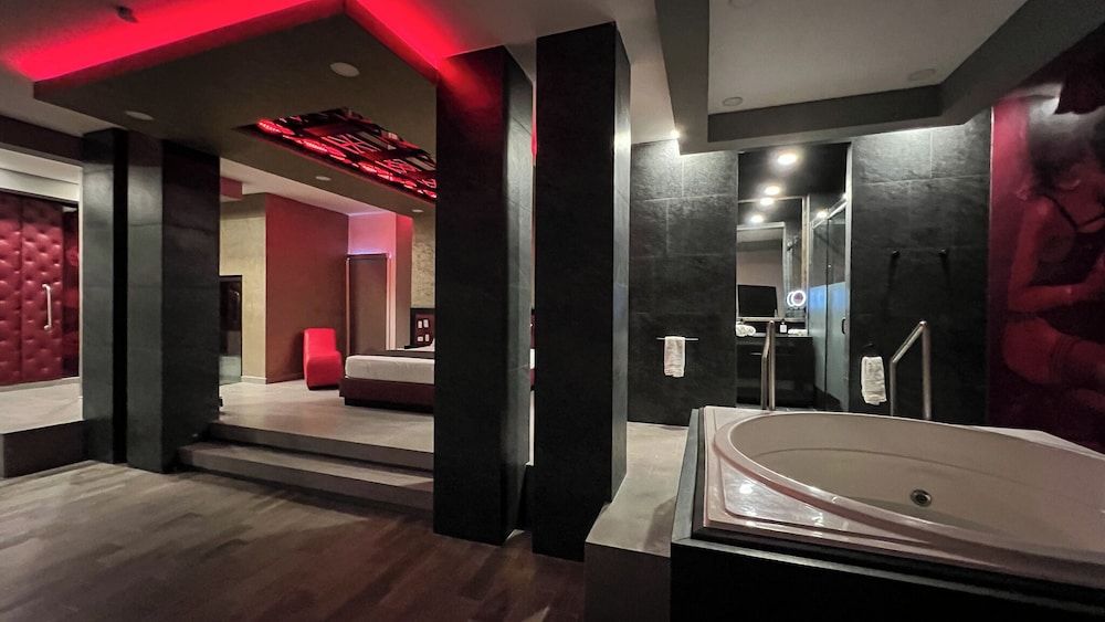 Motel Boutique Qatro Luxury Studio Suite, 1 Bedroom 4