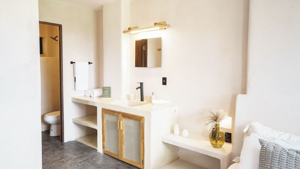 Casa Leah Puerto Escondido Premium Loft, 1 Queen Bed, Air conditioning, Partial Ocean View 21