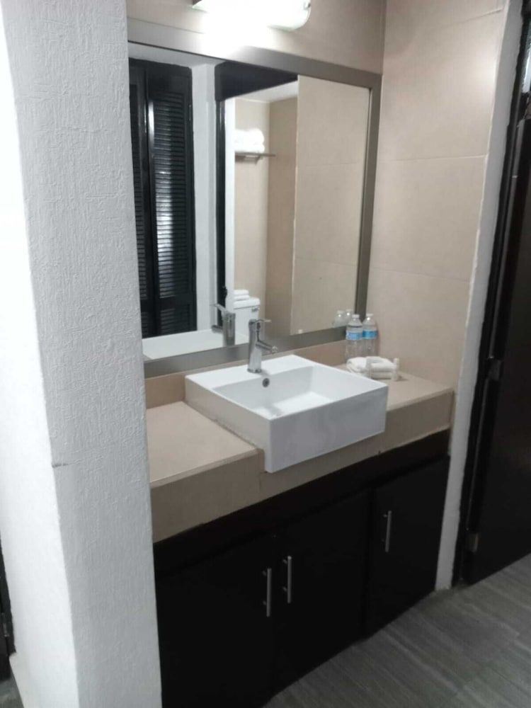 HOTEL PUNTA GALERIA Basic Double Room 39