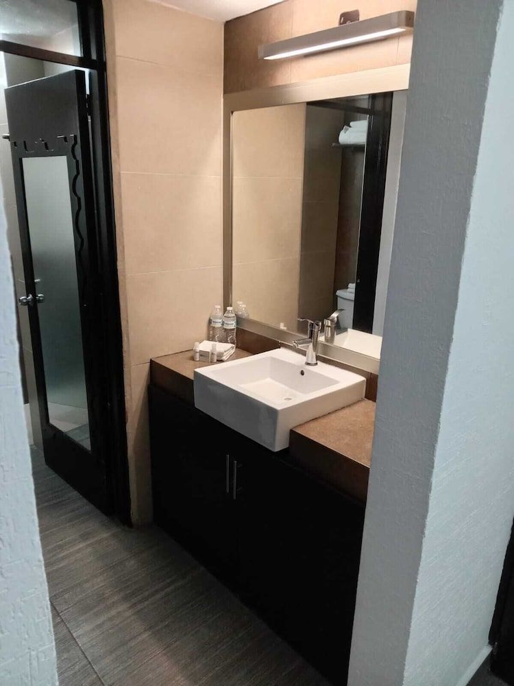 HOTEL PUNTA GALERIA Basic Double Room 36