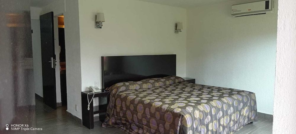 HOTEL PUNTA GALERIA Basic Double Room 19