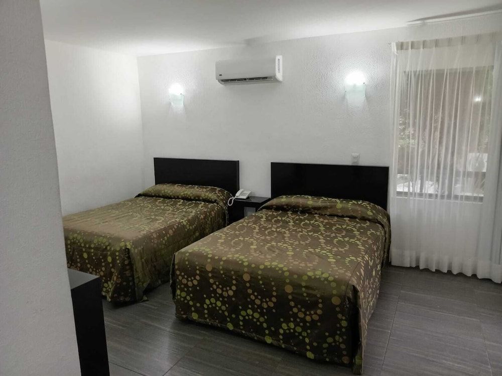 HOTEL PUNTA GALERIA Basic Double Room 4