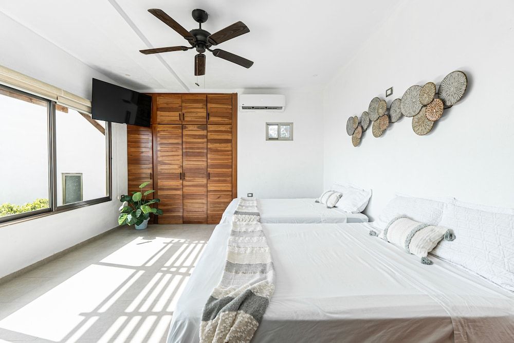 Villas Amanecer by Andiani Travel Family Villa 6