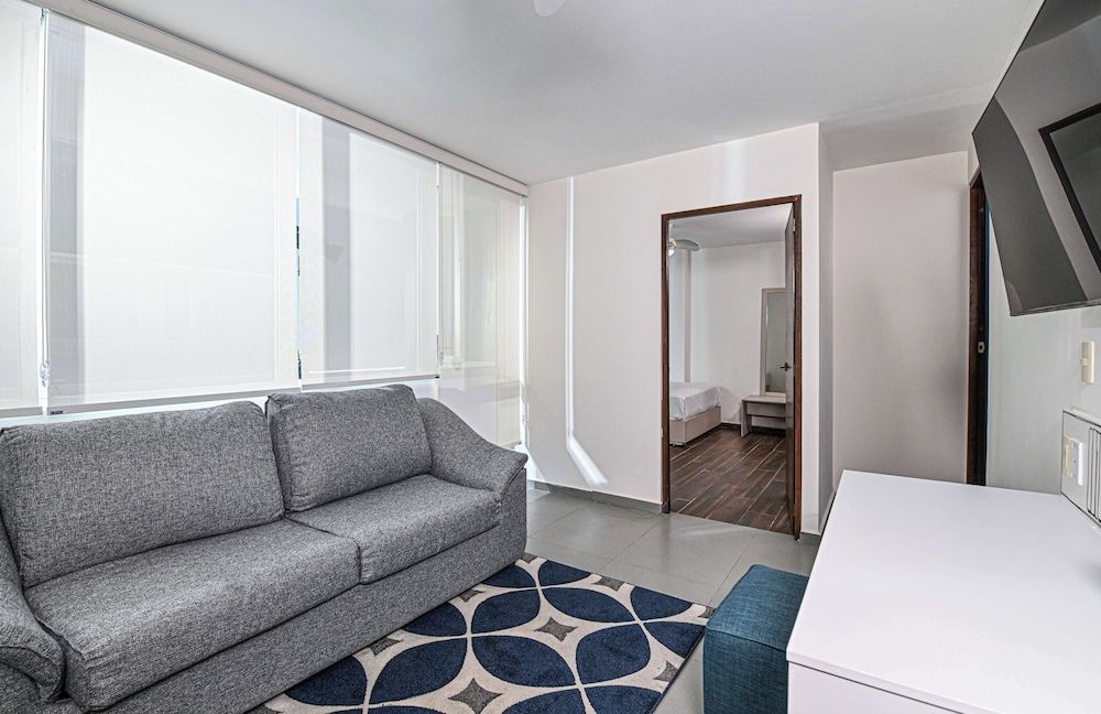 Vista Express Guadalajara Expo SureStay Collection by BW Standard Room, 2 Double Beds, Non Smoking (Living Room;with Sofabed) 2