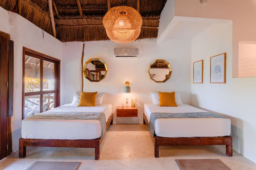 Azulea Bacalar Hotel & Spa - Lagoon Front Deluxe Double Room, 2 Double Beds, Balcony, Lake View 11