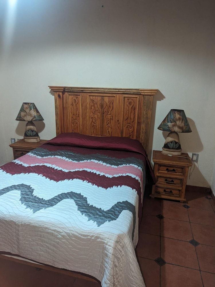 OYO Los Alcatraces Superior Room 3