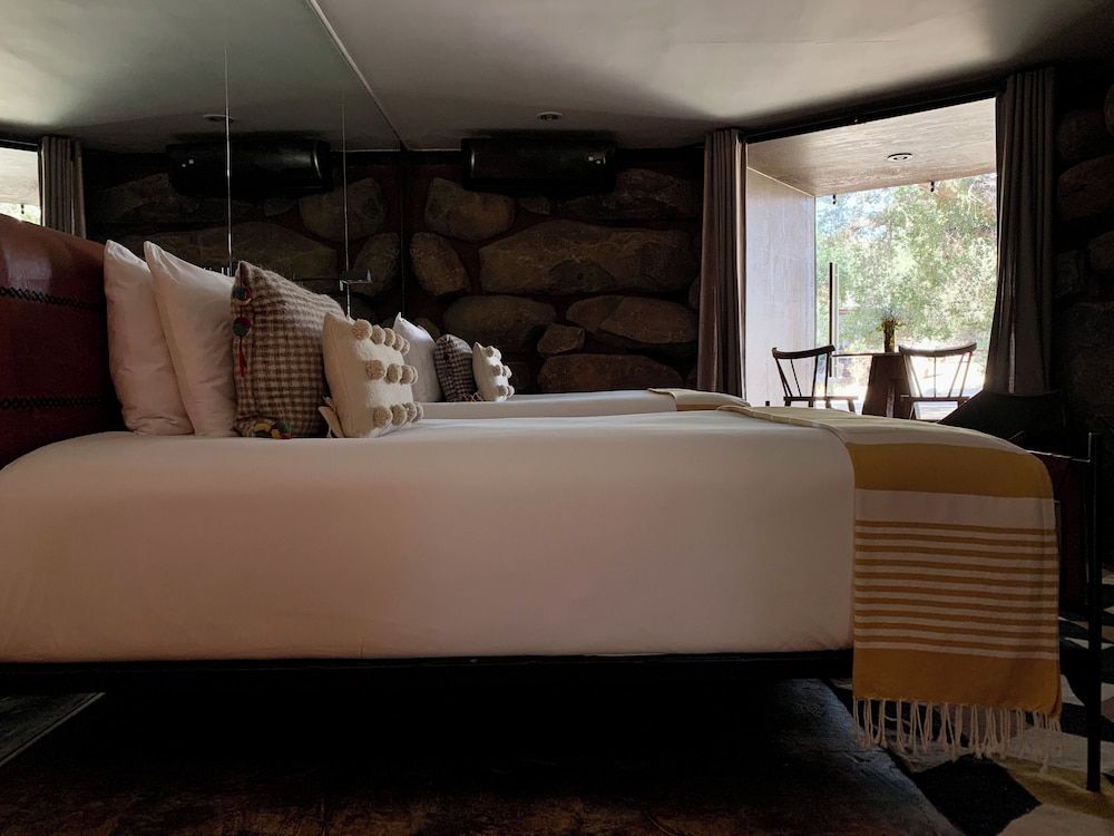 Bruma Wine Resort Casa 8 Two Queen Beds - Pool & Gym access 3