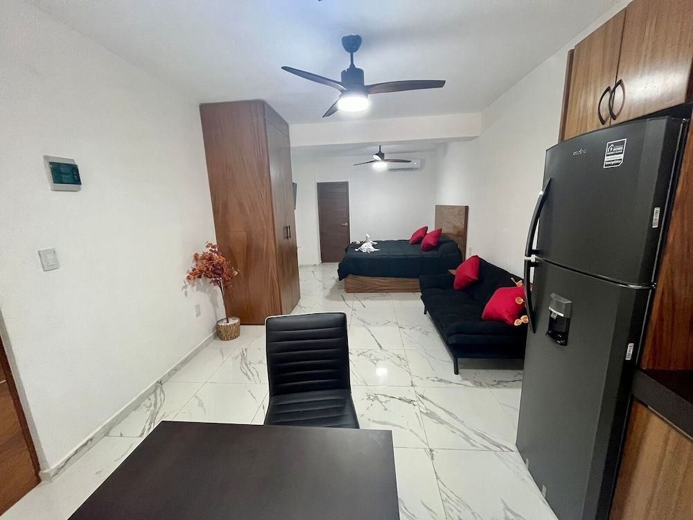 AHAU Apartments Deluxe Apartment 8