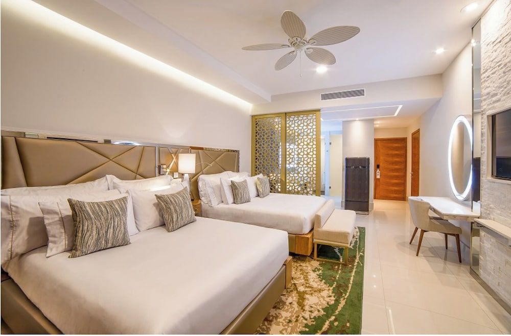 Junior Suite, 2 Double Beds