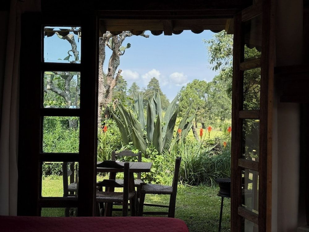 Cabañas Santa Fe Tapalpa Traditional Cabin