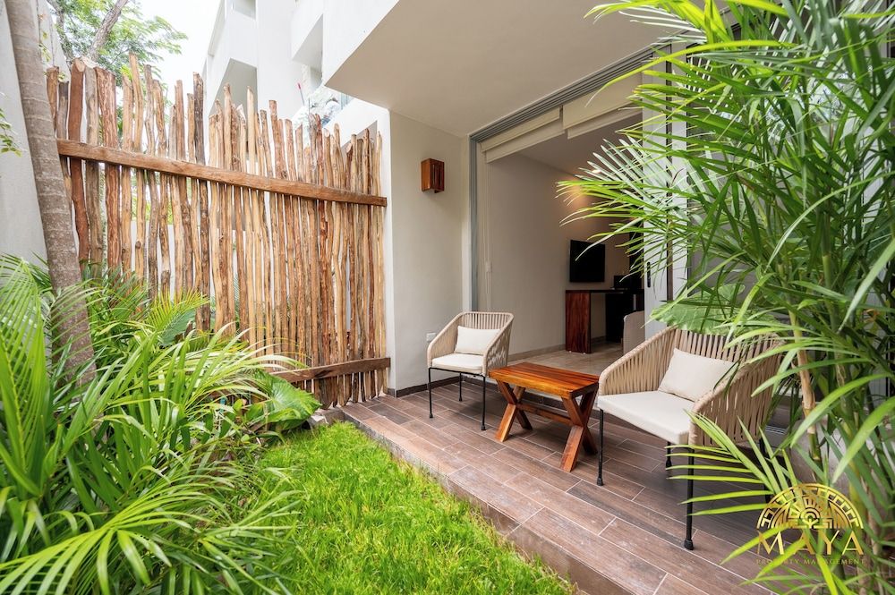 NHOA TULUM APARTHOTEL by Maya PM Comfort Double Room, 1 Bedroom 5