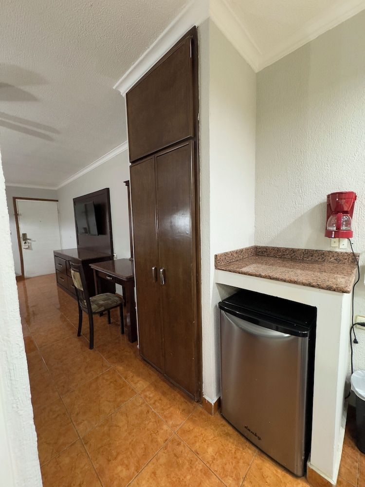 Hotel San Martin Standard Single Room 3