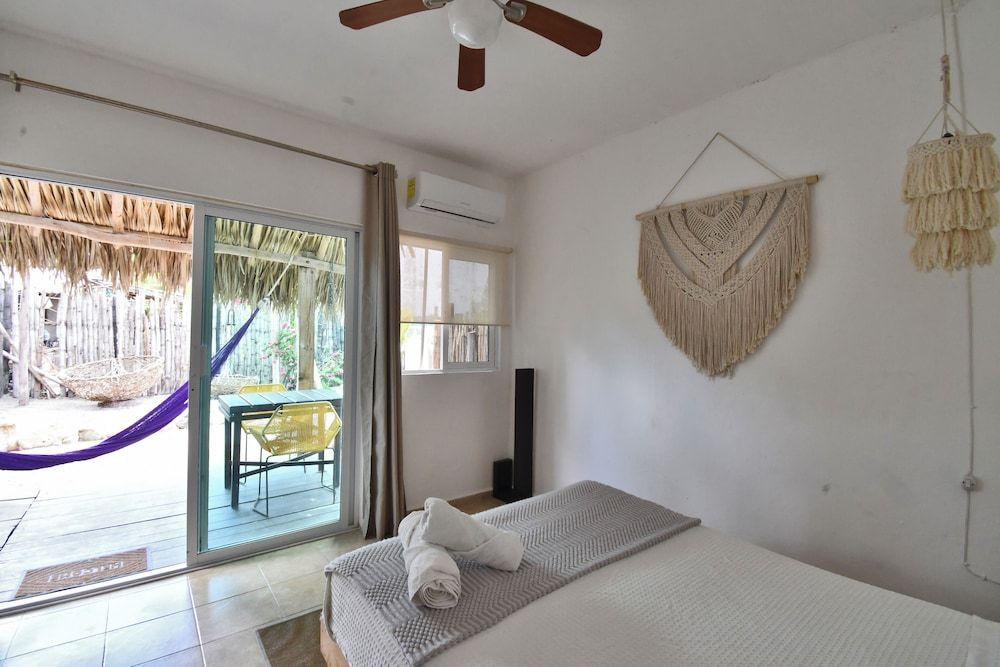 Casa Maria Bonita Hotel & Restaurant El Cuyo by Spot Rentals Standard Room, Garden View 4