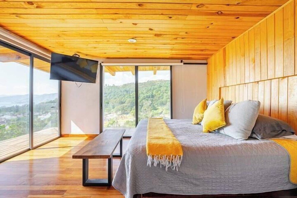 LUXO Casa Valle de Bravo con jacuzzi y espectacular Vista al Lago Panoramic House 35