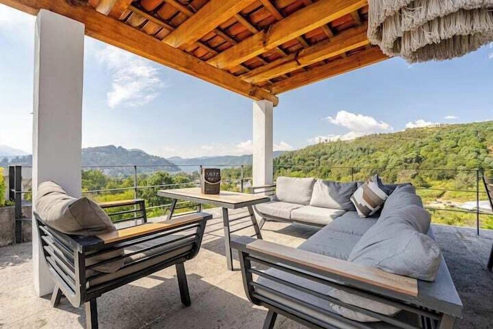 LUXO Casa Valle de Bravo con jacuzzi y espectacular Vista al Lago Panoramic House 40