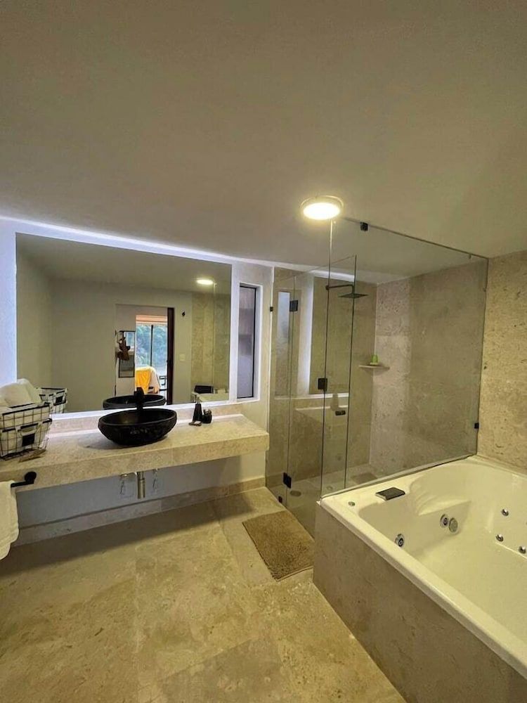 LUXO Casa Valle de Bravo con jacuzzi y espectacular Vista al Lago Panoramic House 63