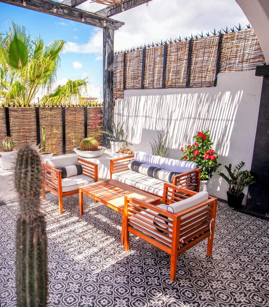 Casa 1880 - Adults Only Deluxe Suite, Garden View 6