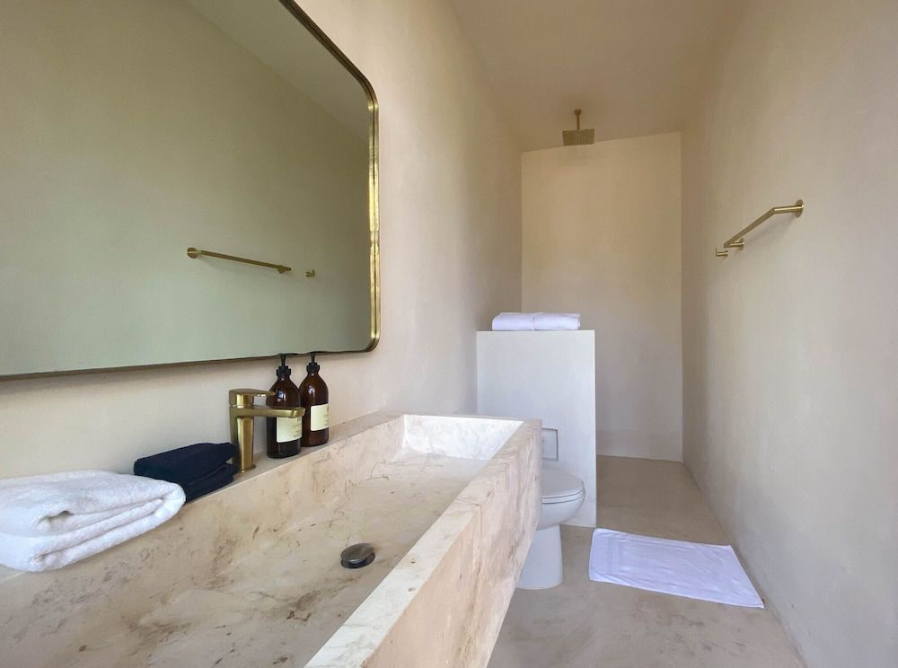 Suites Panamera Balcony Room Superior 12