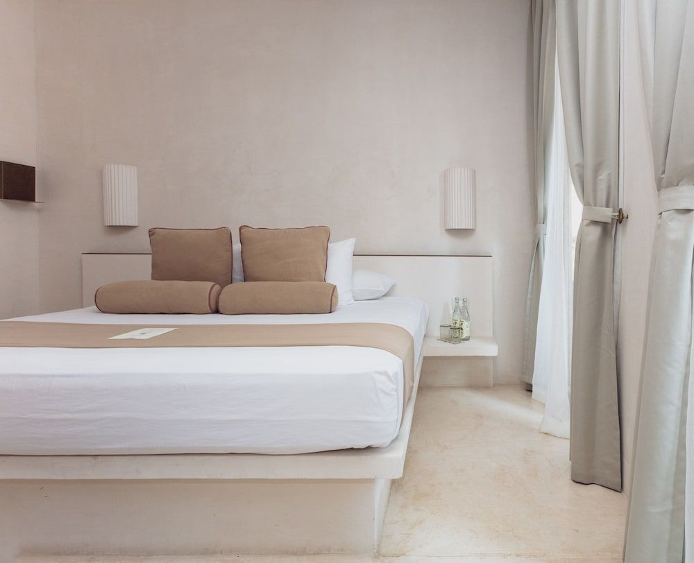 Suites Panamera Balcony Room Superior 2