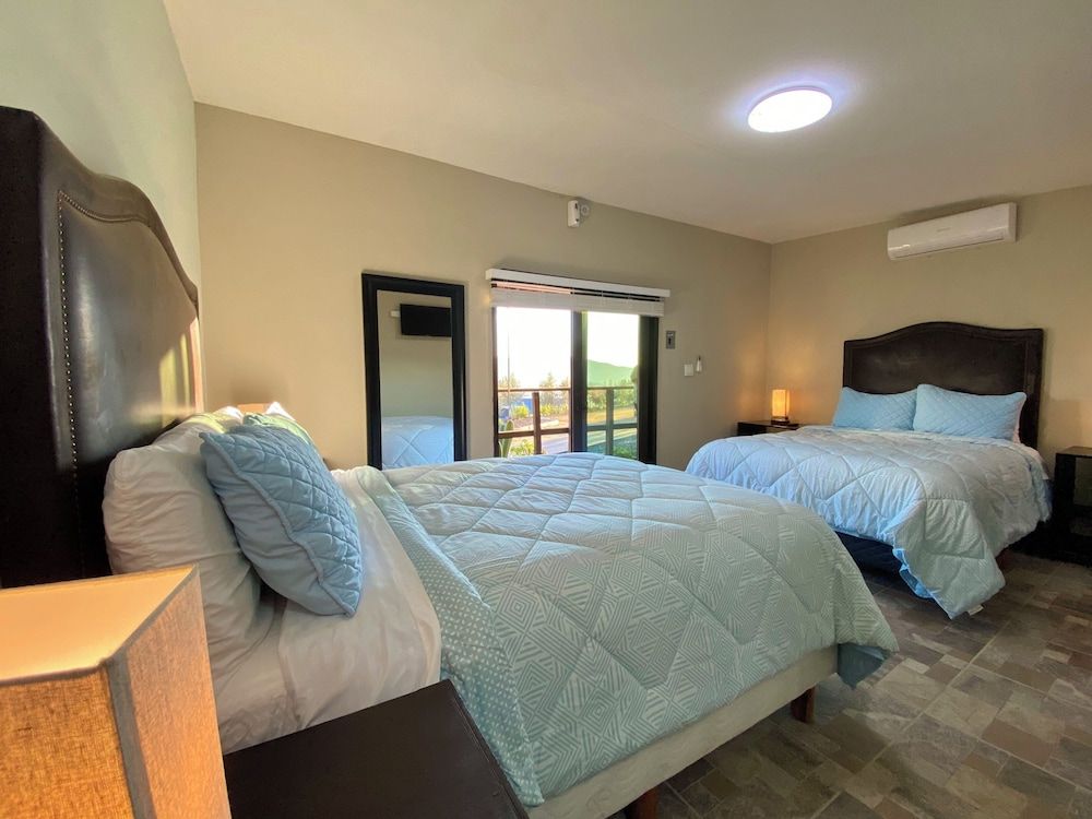 Finca de Lulu y Jose Quadruple Room 6