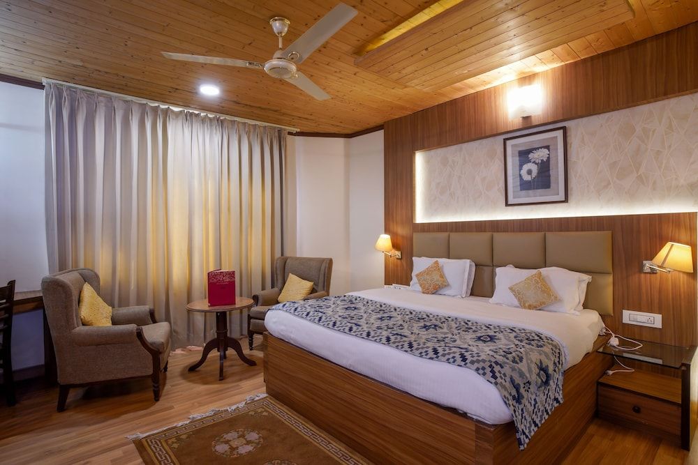Vilasa Lall Ji Resort Dalhousie Deluxe Forest Facing Room 11